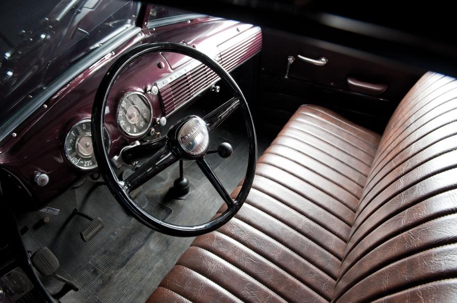  Chevrolet 1300 5-Window Pickup Truck 1951 года  (фото 17 из 20)
